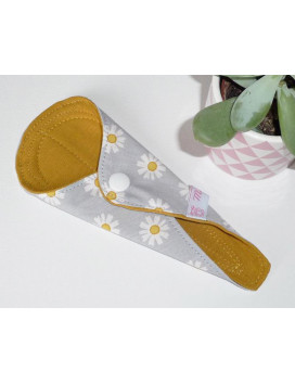 Wasbare stringbeschermer DAISY (16 cm)