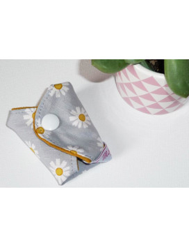 Wasbare stringbeschermer DAISY (16 cm)
