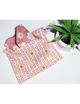 Washable and reusable waterproof pouch RETRO CUBE