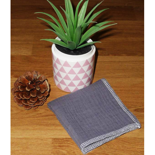Washable and reusable double-ply cotton handkerchief Washable and reusable double-ply cotton handkerchief