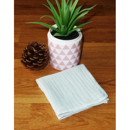 Washable and reusable double-ply cotton handkerchief Washable and reusable double-ply cotton handkerchief