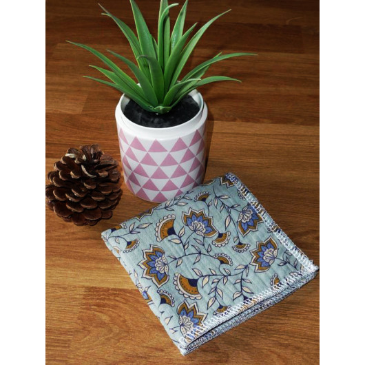 Washable and reusable double-ply cotton handkerchief Washable and reusable double-ply cotton handkerchief