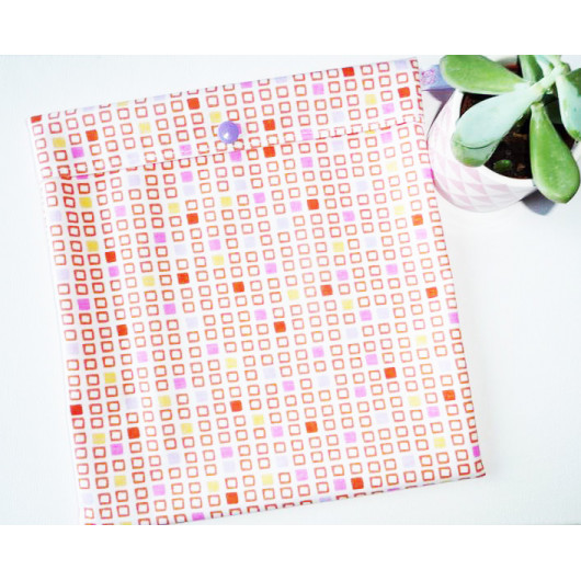 Washable and reusable freezer bag CUBE RETRO (MEDIUM) Washable and reusable freezer bag CUBE RETRO (MEDIUM)