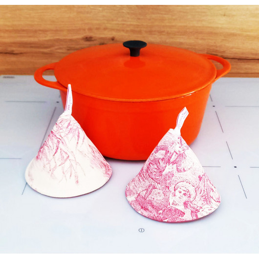 2 large kitchen mitts - TOILE DE JOUY 2 large kitchen mitts - TOILE DE JOUY