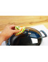2 kitchen mitts - PEAS AND CARROTS