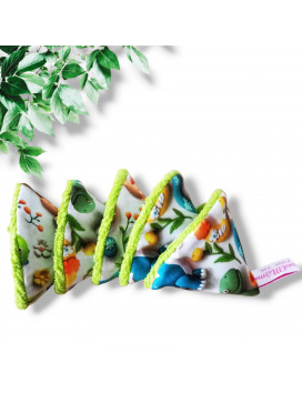 5 Pee Teepees / STOP Pee Cones - 3D EFFECT DINOSAURS